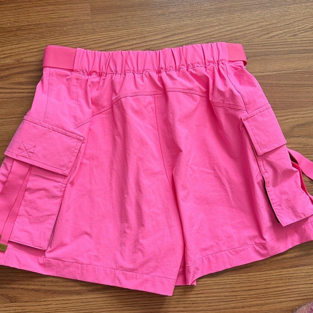 SENIQ trailmix shorts size small - Picture 4 of 4